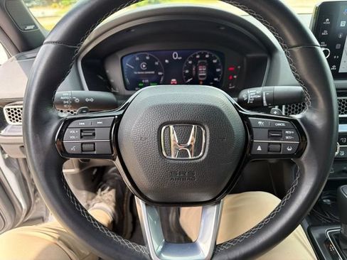Used 2025 Honda Civic Sport image 6