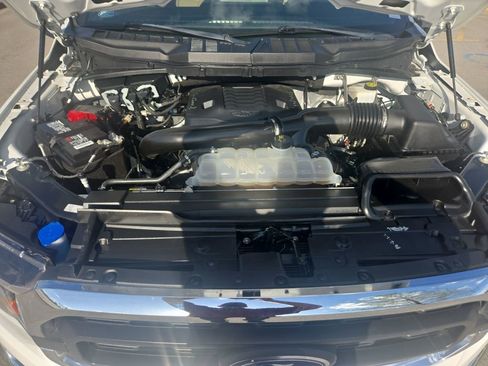Used 2023 Ford F150 XLT image 11
