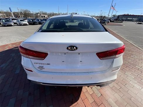 Used 2020 Kia Optima LX image 18