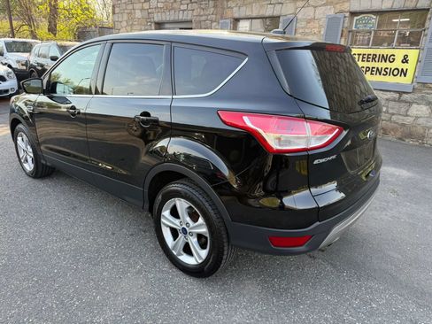 Used 2016 Ford Escape SE AWD/4WD image 4