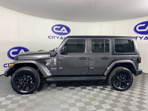 Used 2023 Jeep Wrangler Unlimited Sahara w/ Cold Weather Group AWD/4WD image 6