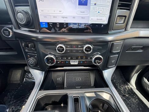 Used 2025 Ford F150 Platinum AWD/4WD image 31