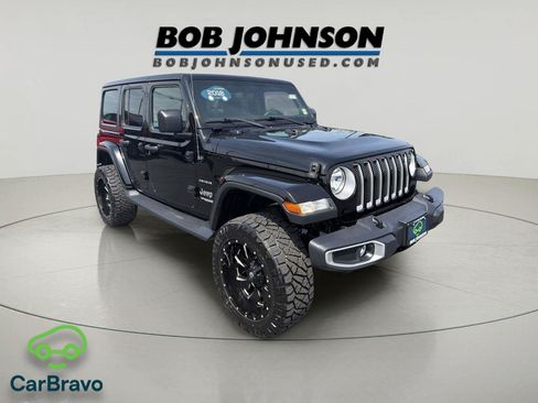 Used 2018 Jeep Wrangler Unlimited Sahara w/ Dual Top Group AWD/4WD image 1