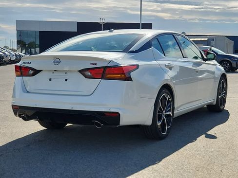 New 2025 Nissan Altima 2.5 SR w/ SR Premium Package image 3