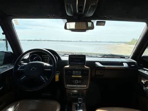 Used 2015 Mercedes-Benz G 550 image 12