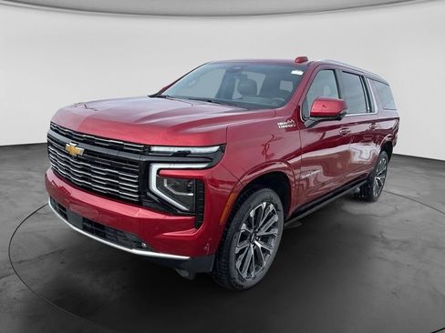 Used 2025 Chevrolet Suburban High Country AWD/4WD image 6