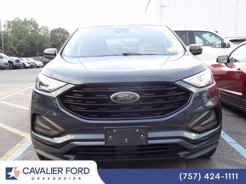 Used 2023 Ford Edge SE w/ Black Appearance Package AWD/4WD image 3