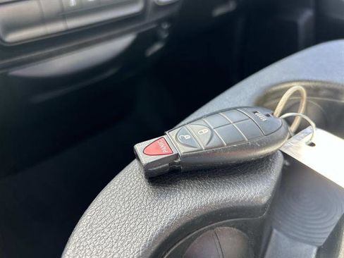 Used 2024 RAM 1500 Classic SLT image 33