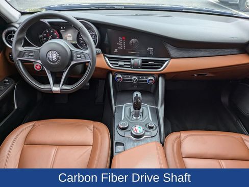 Used 2019 Alfa Romeo Giulia AWD image 16