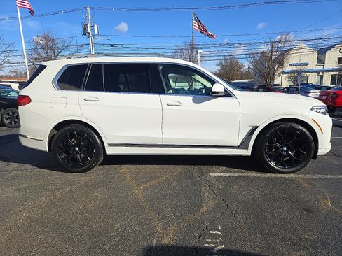 Used 2020 BMW X7 xDrive40i w/ Executive Package image 7
