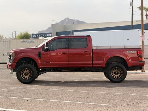 Used 2022 Ford F250 Lariat w/ Black Appearance Package AWD/4WD image 6