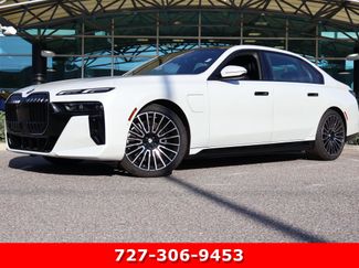 Used 2026 BMW 750e xDrive w/ Luxury Rear Seating Package AWD/4WD video 1