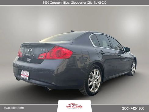 Used 2013 INFINITI G37 x Sedan w/ Premium Pkg image 4