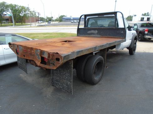 Used 2005 Ford F550 4x4 Regular Cab Super Duty image 6