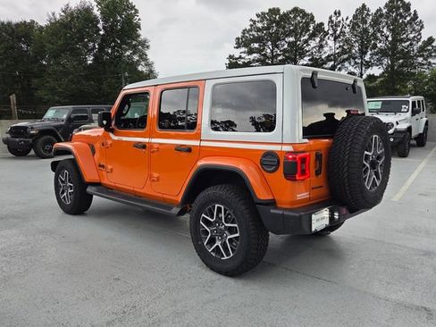 New 2026 Jeep Wrangler Unlimited Sahara w/ Whitecap Package AWD/4WD image 6
