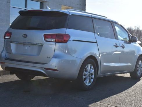 Used 2016 Kia Sedona LX w/ Option Group 020 image 15
