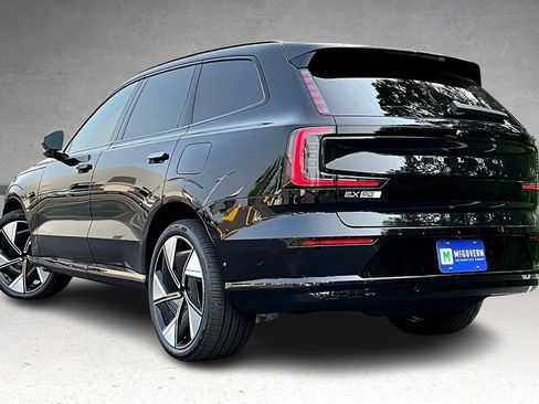 New 2025 Volvo EX90 Plus AWD/4WD image 3