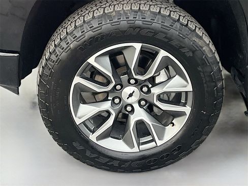 Used 2025 Chevrolet Silverado 1500 RST w/ Z71 Off-Road Package image 31