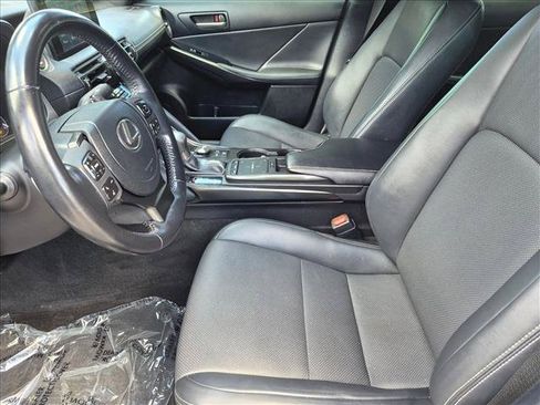 Used 2023 Lexus IS 300 w/ Comfort Package RWD image 15