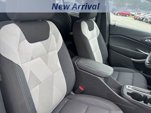 Certified 2024 Chevrolet Trax LS image 8
