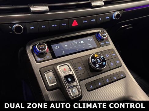 Used 2025 Hyundai Palisade Calligraphy image 8