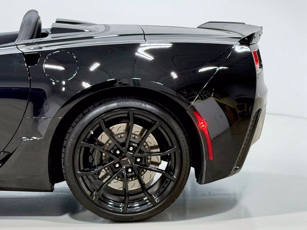 Used 2017 Chevrolet Corvette Grand Sport RWD image 18