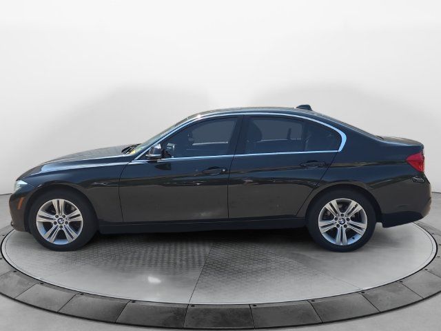 Used 2018 BMW 330i xDrive Sedan AWD/4WD image 2