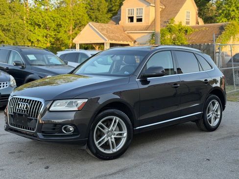 Used 2014 Audi Q5 2.0T Premium Plus w/ Premium Plus Package AWD/4WD image 2