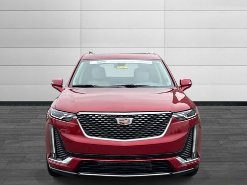 Certified 2024 Cadillac XT6 Premium Luxury image 8
