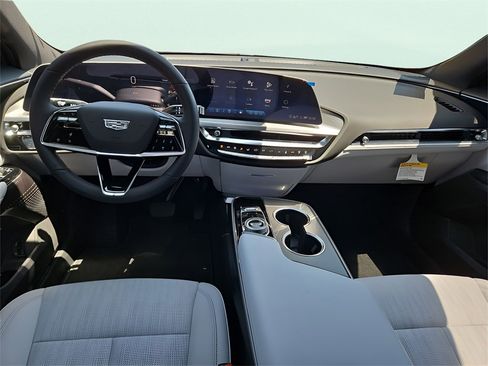 New 2025 Cadillac Lyriq Sport image 17