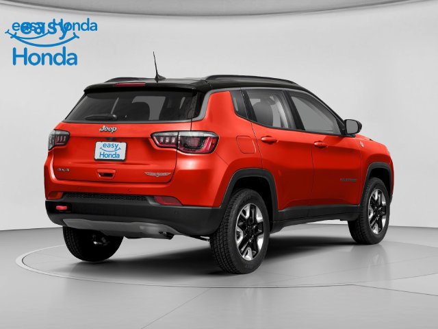 Used 2018 Jeep Compass Trailhawk w/ Leather Interior Group AWD/4WD image 2