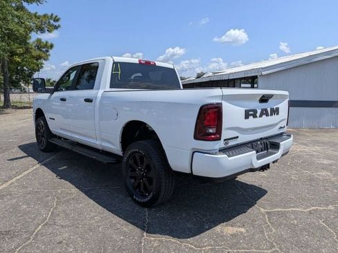 Used 2025 RAM 2500 Big Horn AWD/4WD image 6