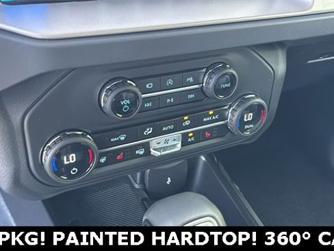 New 2025 Ford Bronco Outer Banks image 15