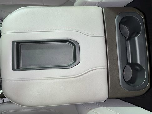 Used 2022 Chevrolet Silverado 1500 LTZ w/ LTZ Premium Package AWD/4WD image 23