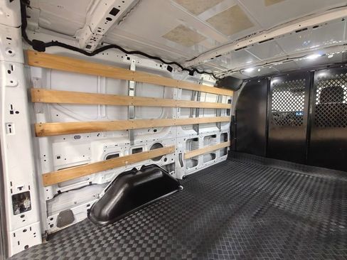 Used 2023 Ford Transit 250 Low Roof AWD w/ Exterior Upgrade Package image 33