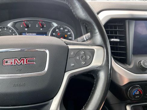 Used 2020 GMC Acadia SLE FWD image 22