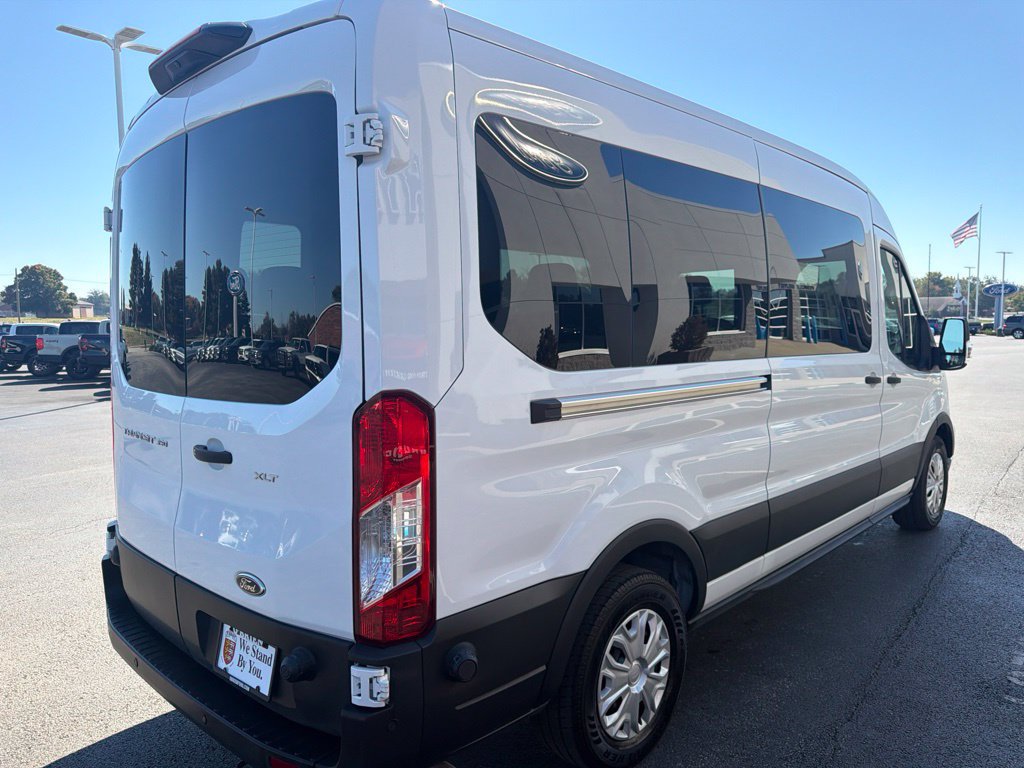 Used 2024 Ford Transit 350 XLT RWD image 5
