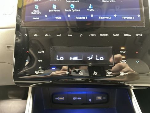 Used 2024 Hyundai Tucson Limited FWD image 26