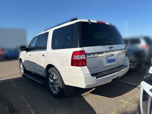 Used 2015 Ford Expedition Limited w/ Equipment Group 301A AWD/4WD image 4