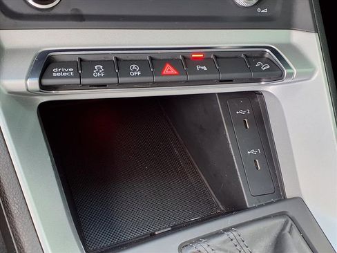 Used 2022 Audi Q3 2.0T Premium Plus w/ Premium Plus Package image 30