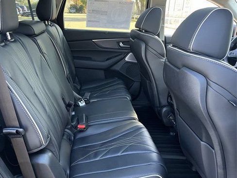 Used 2026 Acura MDX SH-AWD w/ Advance Package image 31
