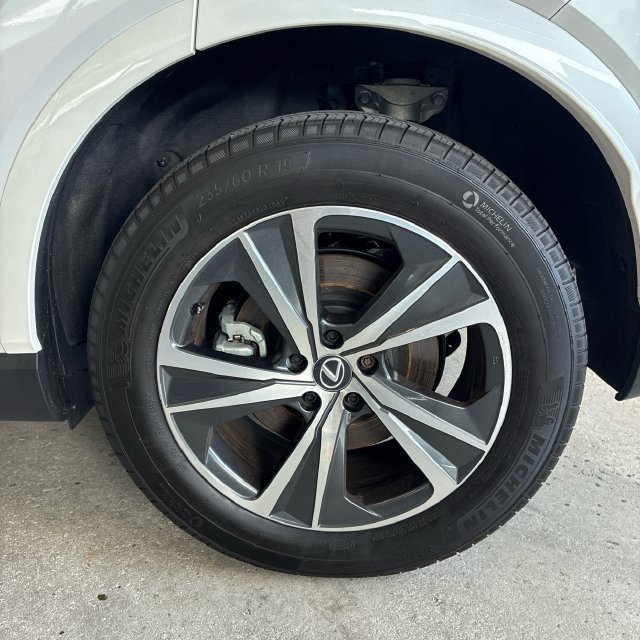 Used 2025 Lexus RX 350 FWD w/ Technology Package image 18
