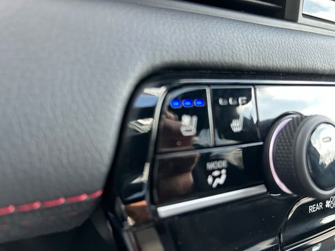 Used 2026 Honda Pilot Black Edition image 26