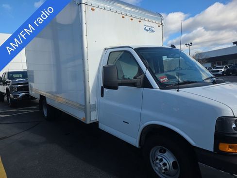 Used 2023 Chevrolet Express 3500 w/ Power Convenience Package image 9