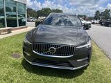 Used 2022 Volvo XC60 B5 Inscription w/ Advanced Package image 3