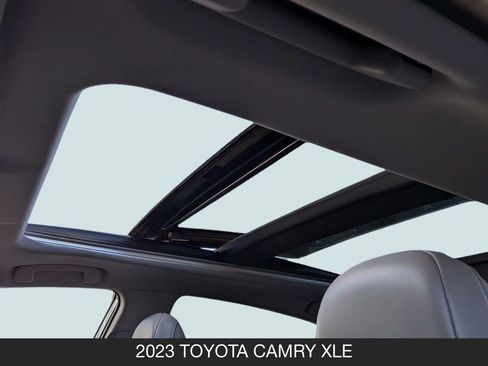 Used 2023 Toyota Camry XLE w/ Navigation Package FWD image 15