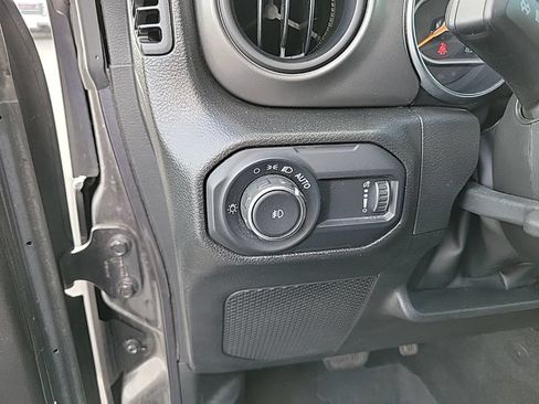 Used 2023 Jeep Wrangler Unlimited Sport AWD/4WD image 12