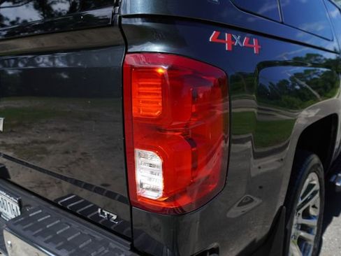 Used 2018 Chevrolet Silverado 1500 LTZ w/ LTZ Plus Package image 34