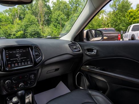 Used 2020 Jeep Compass Limited AWD/4WD image 26