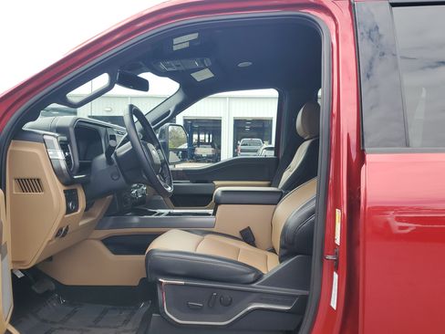 Used 2024 Ford F350 Lariat w/ Lariat Ultimate Package image 21